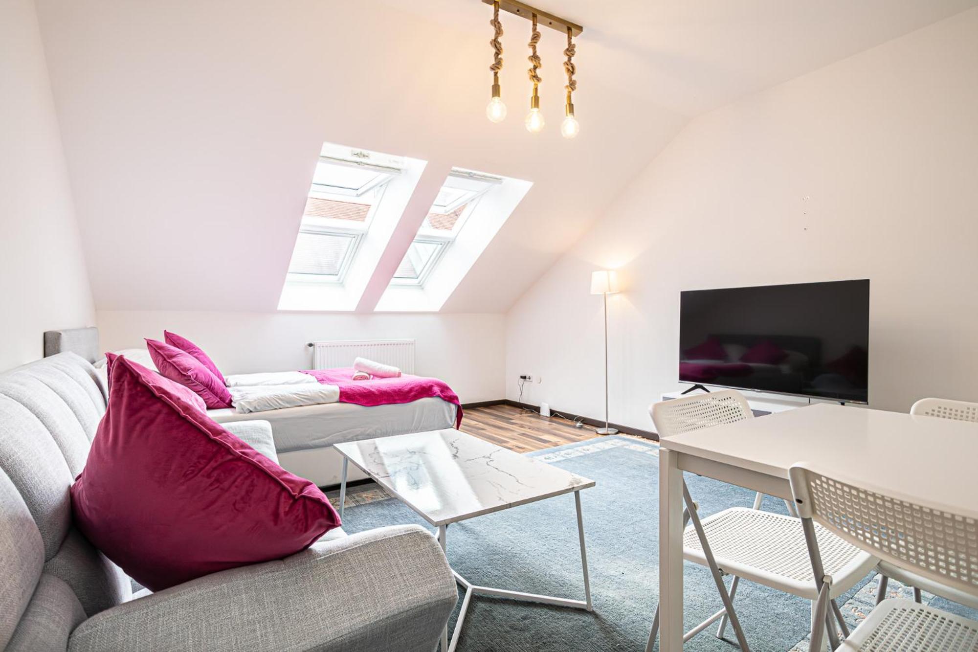Airy Attic Apt.: Stylish Studio At Penzing Area Вена Экстерьер фото