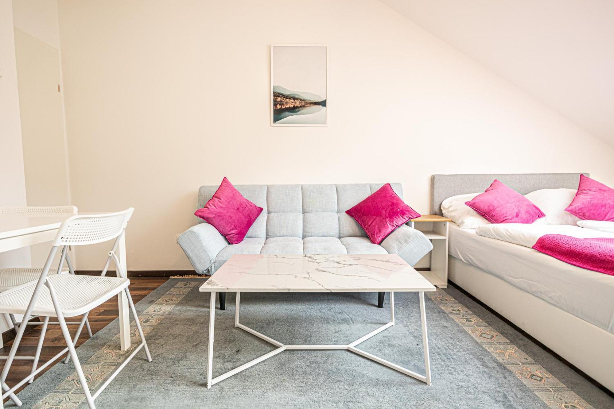 Airy Attic Apt.: Stylish Studio At Penzing Area Вена Экстерьер фото